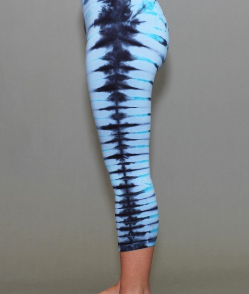 Organic Cotton Crop Yoga Legging - Blue/Black Tie-dye